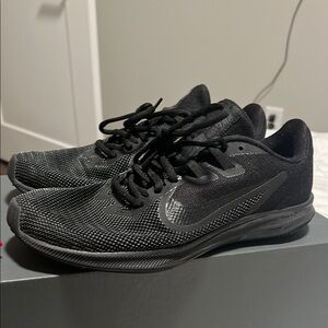 Nike Men's Black Running Shoes